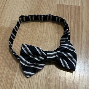 black and white bow tie